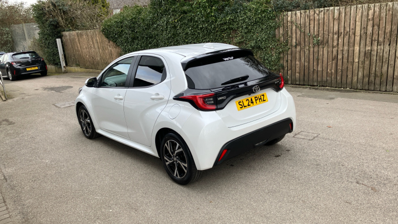 Toyota Yaris 1.5 Hybrid Design 5dr CVT Hybrid Hatchback